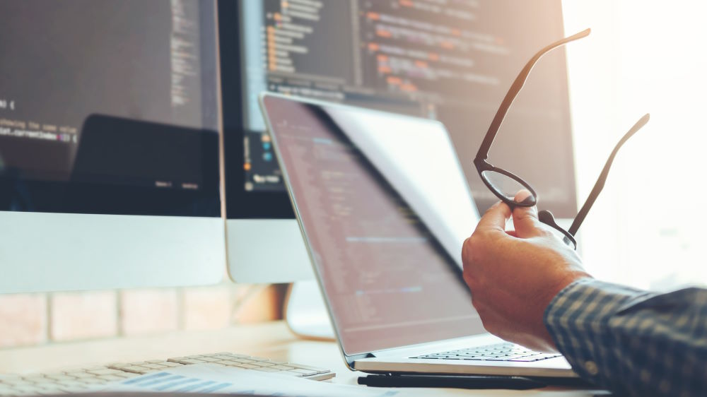 Signs Emphasize the Need for Integration Software