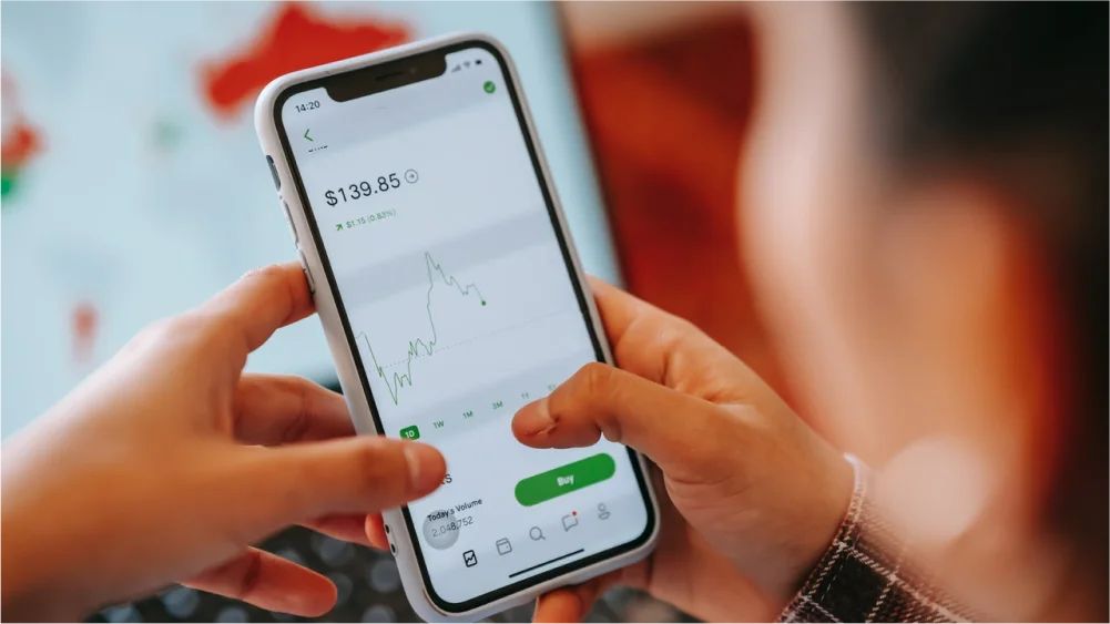 Tips for Choosing the Right Wealth Management App